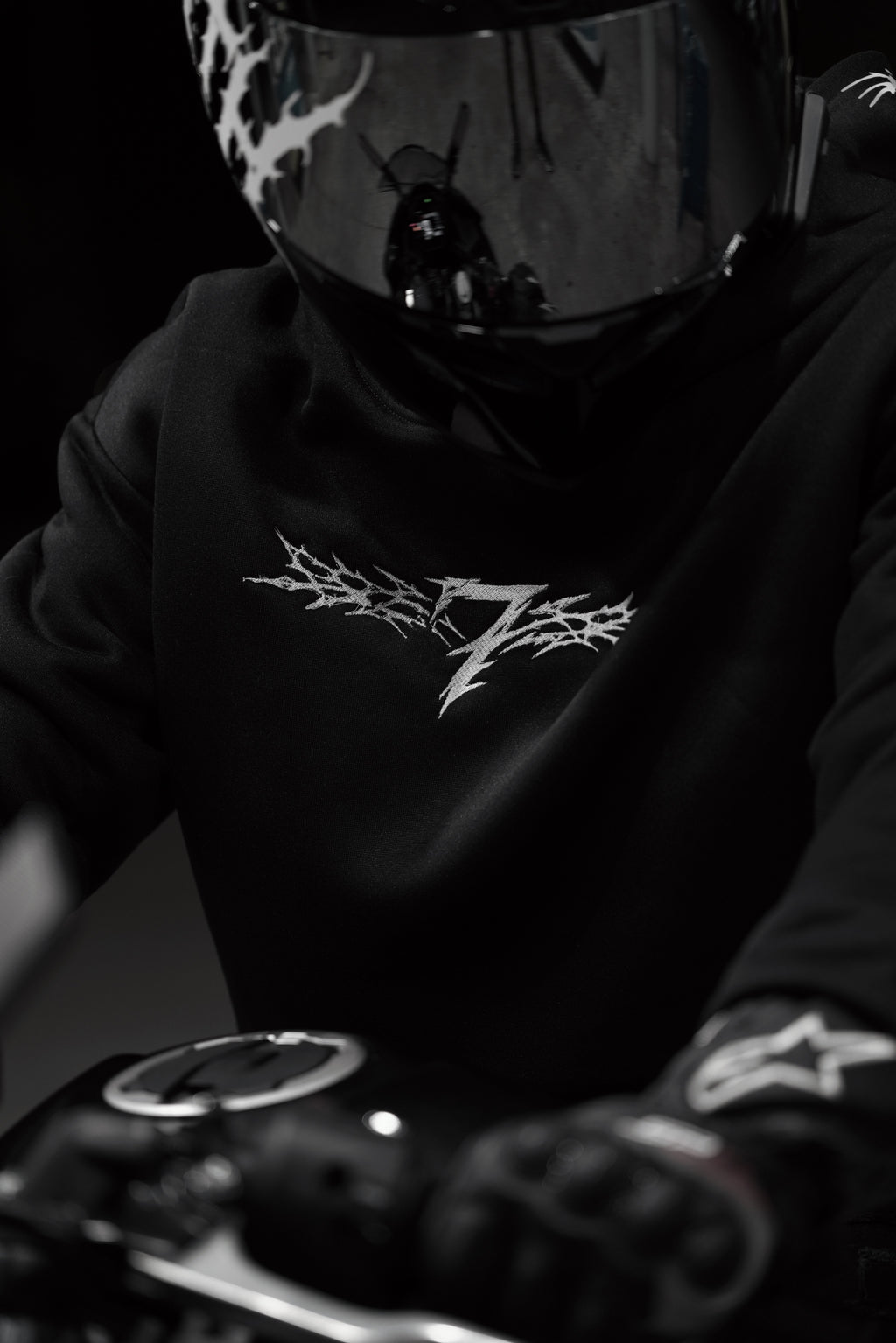 7EVENCROWNS® WRATH // CROWNED VII HOODIE